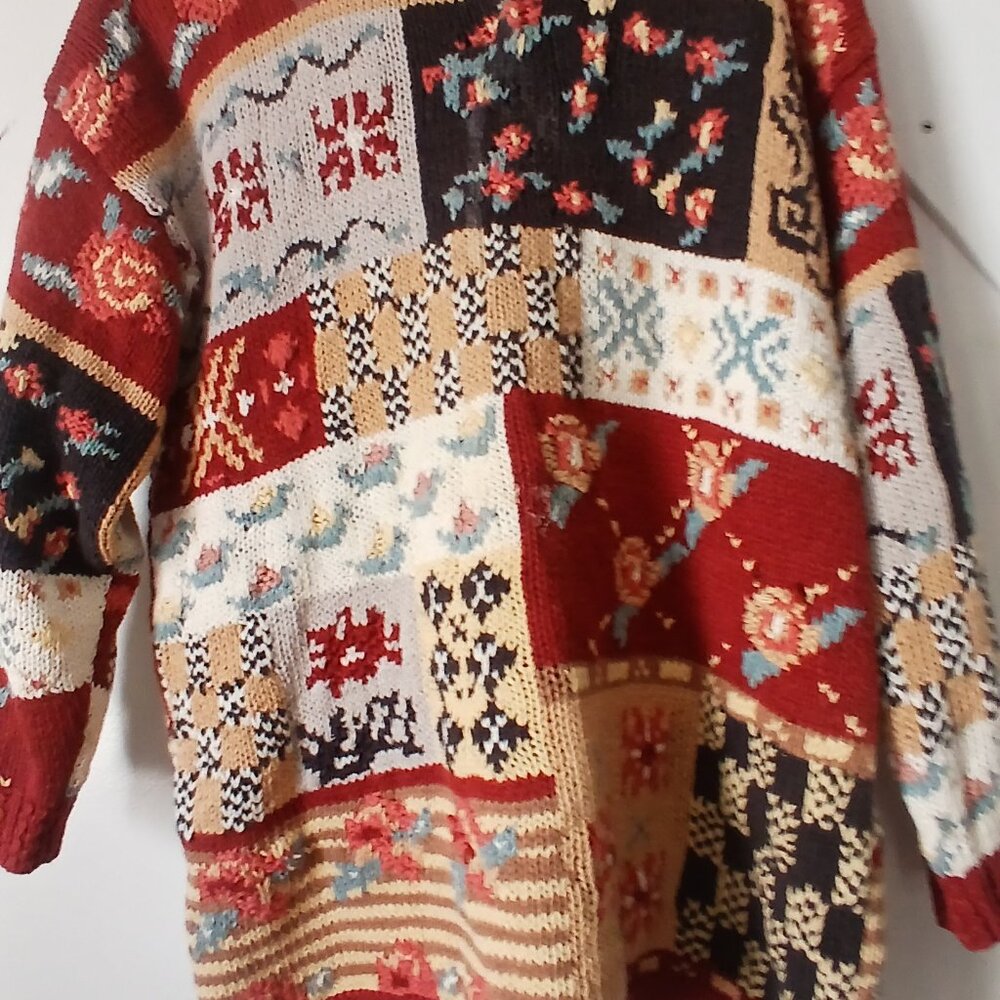 Heirloom Handknitted Sweater-M